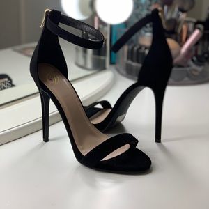 Black heels